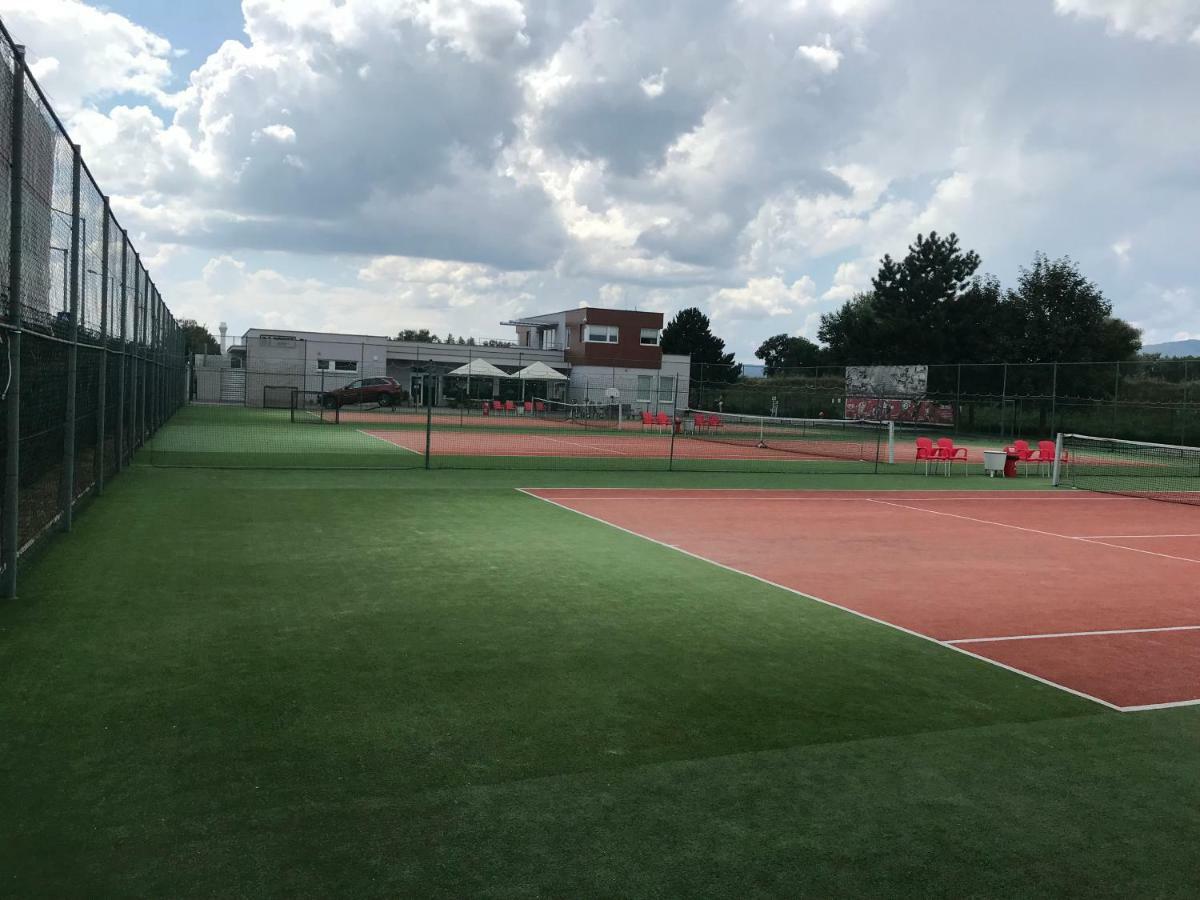 Greenbay Golf Apartments Trenčín 外观 照片
