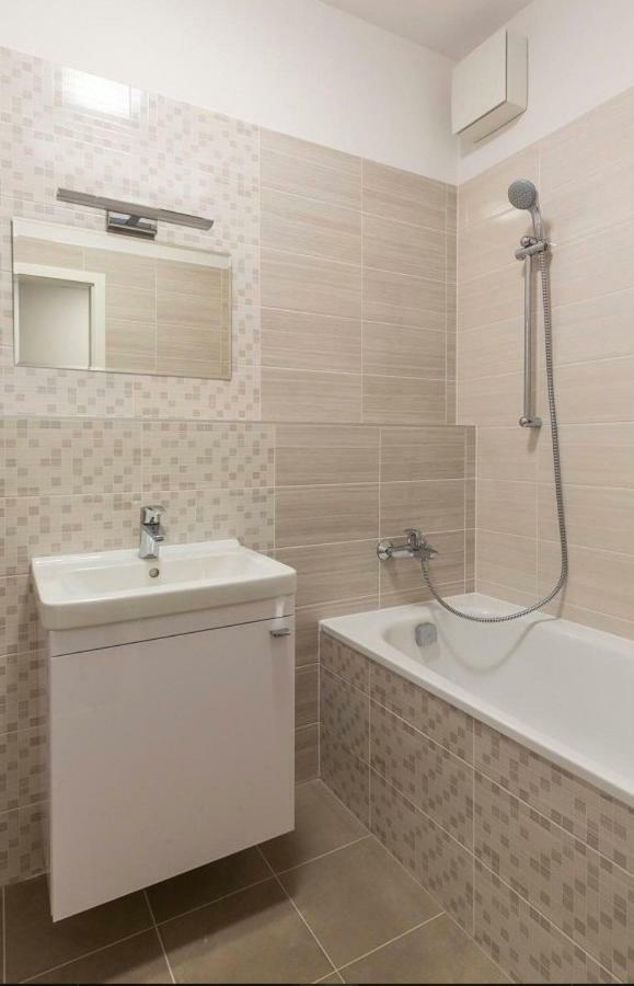 Greenbay Golf Apartments Trenčín 外观 照片