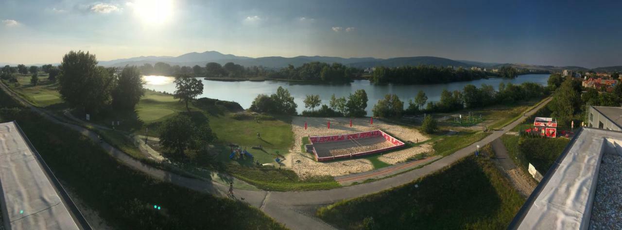 Greenbay Golf Apartments Trenčín 外观 照片